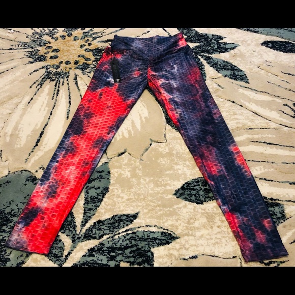Pants - Medium Size women workout/sport leggings. Just like the ones from TikTok!